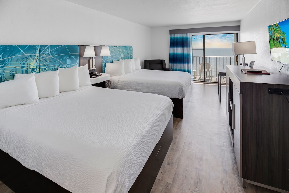 Tropical Seas Hotel 19/49