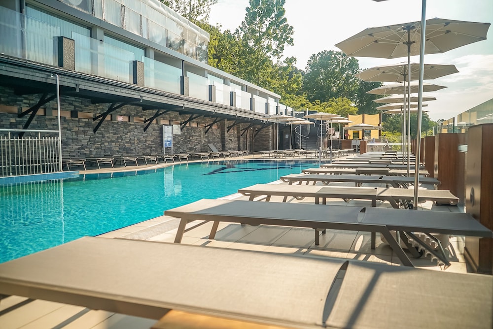 ATIK HOTEL 40/73