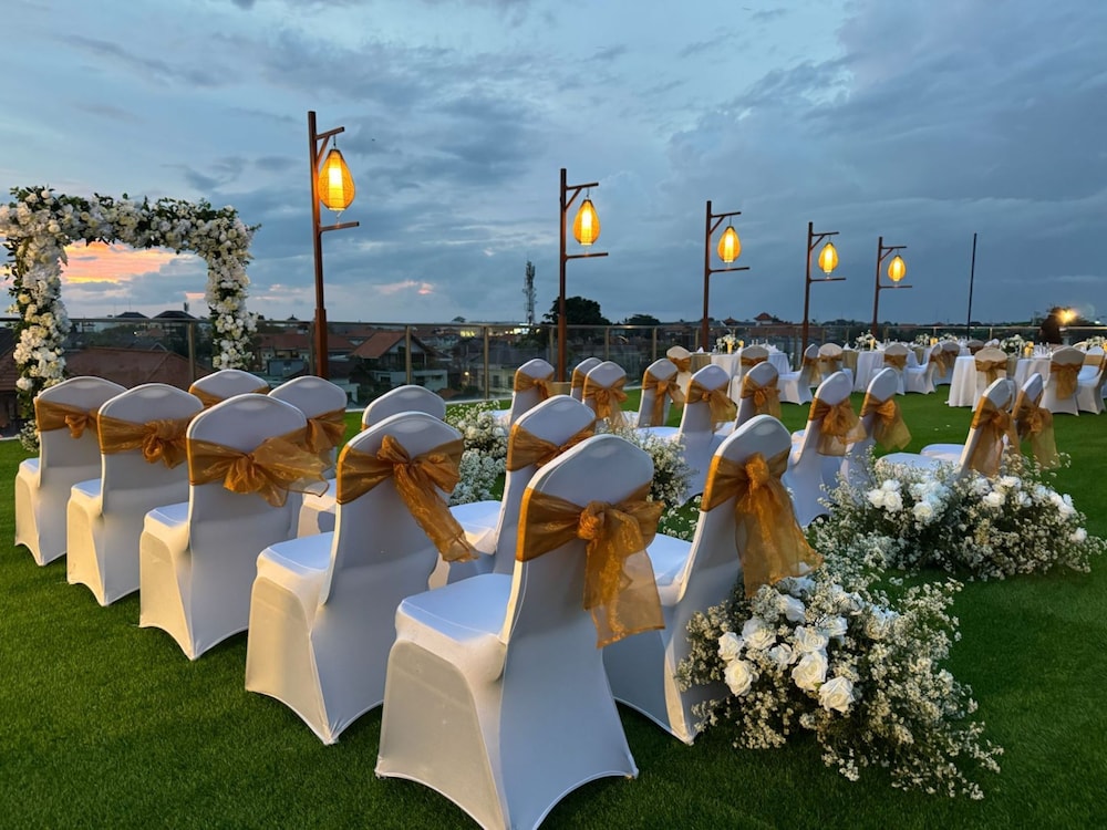 Anathera Resort Kuta 69/71