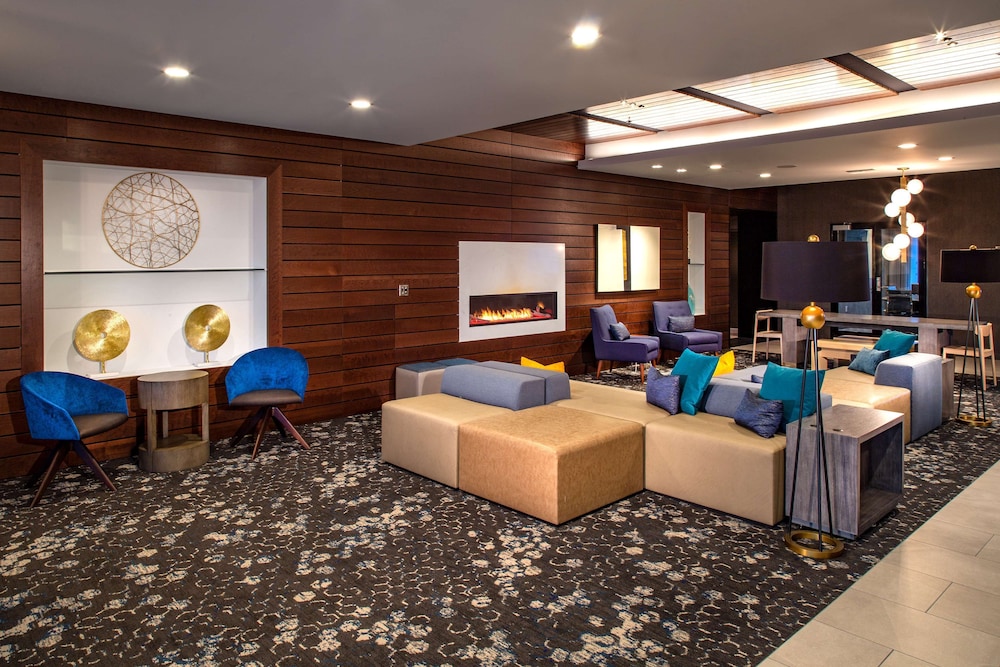 Hilton Garden Inn Redmond Town Center 9/56
