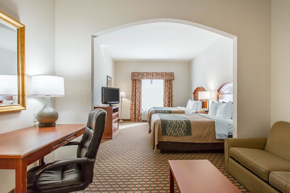 Comfort Inn And Suites Norman 27/34