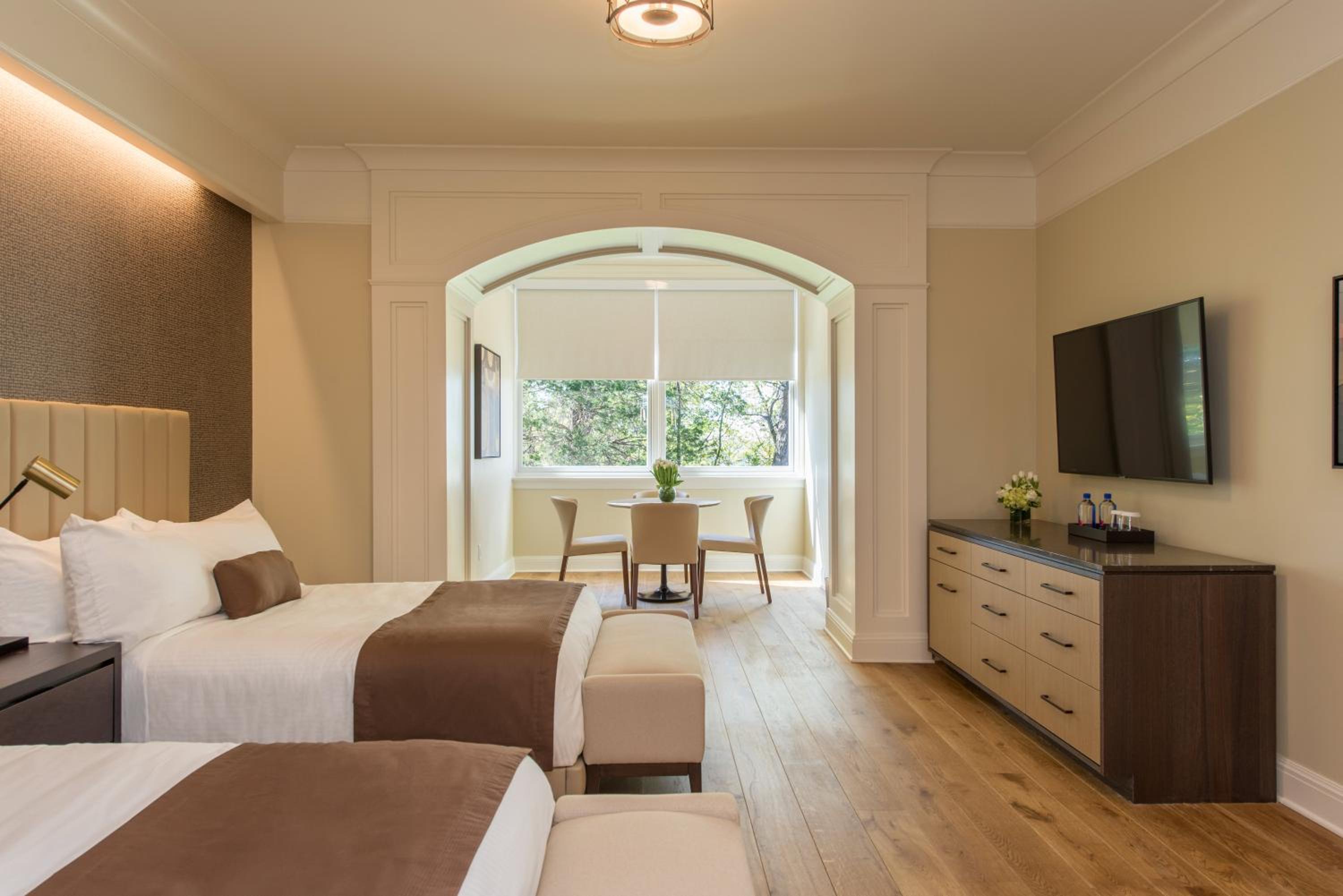 Room, Double Bed, Lake View, The Abbey Inn & Spa 3/6