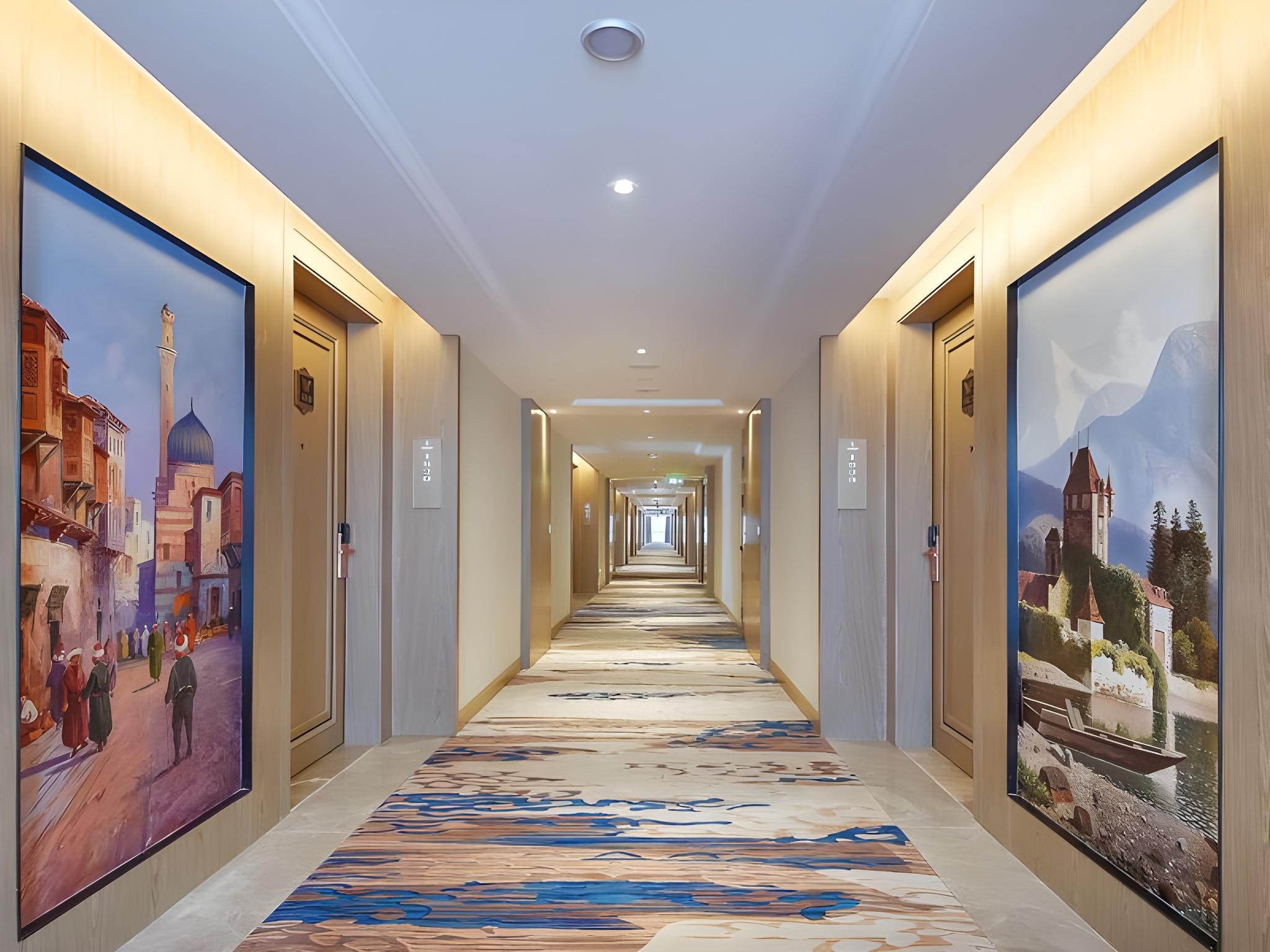 Vienna International Hotel (Foshan Green Plaza Store) 33/41