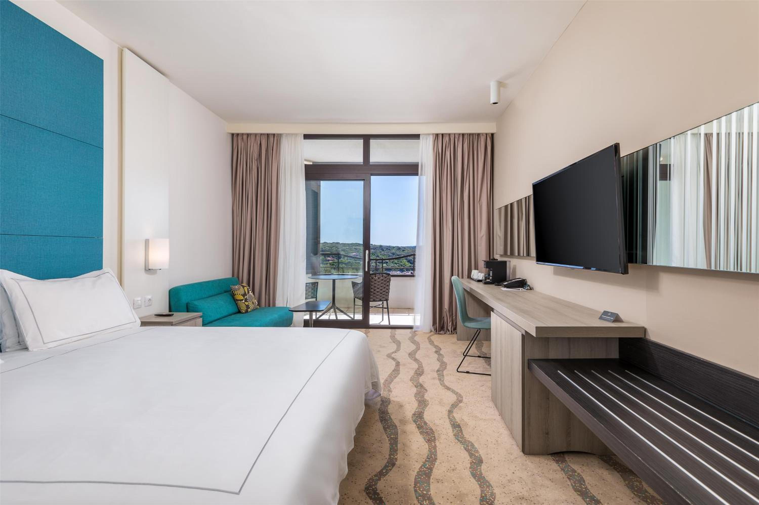 Premium, Double or Twin Bed, Sea View
