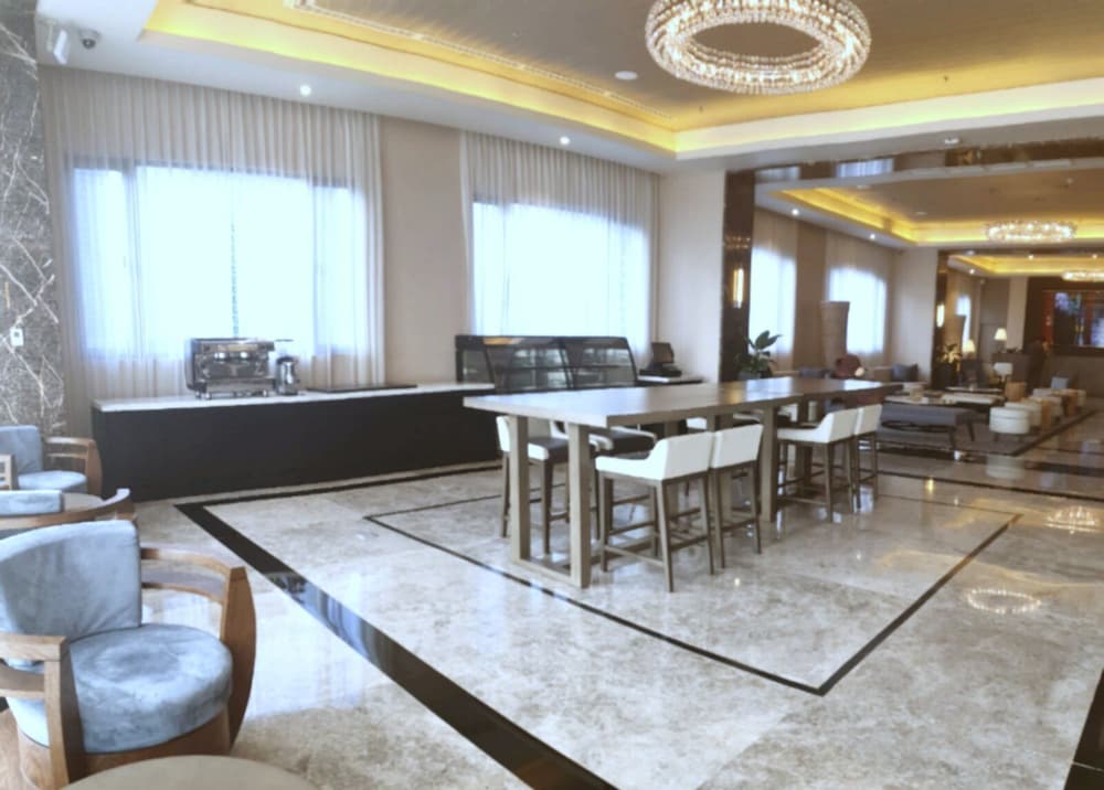 Seda Residences Makati 53/71