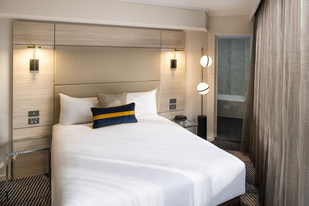 NOVOTEL SYDNEY PARRAMATTA 19/70