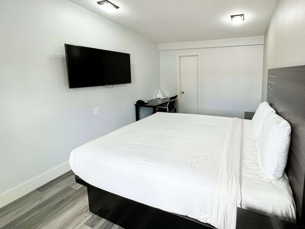 Motel6 Santa Cruz, CA 31/56