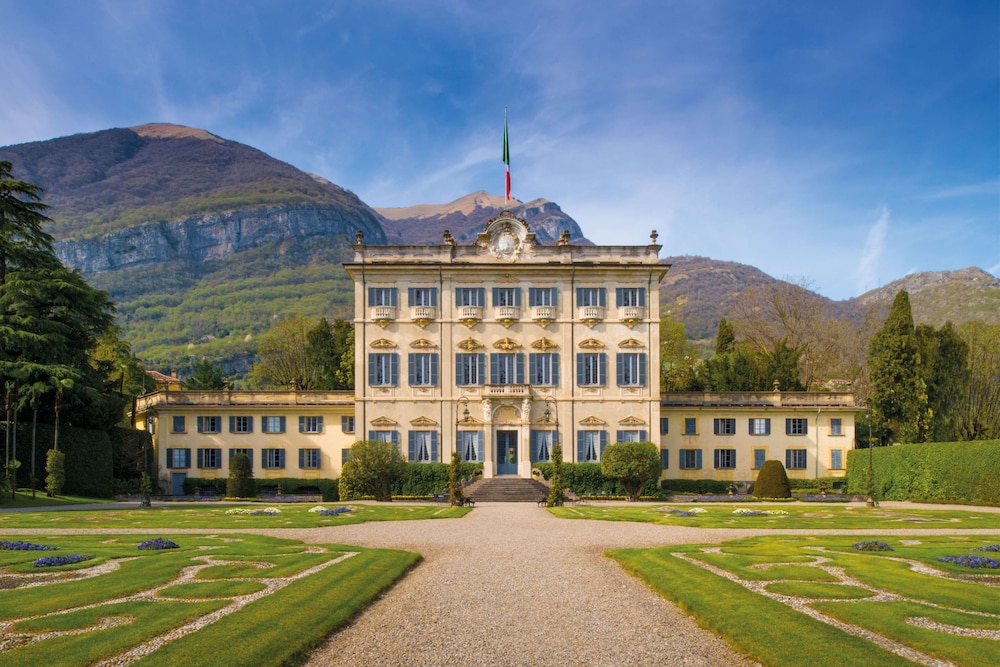 GRAND HOTEL TREMEZZO 8/76