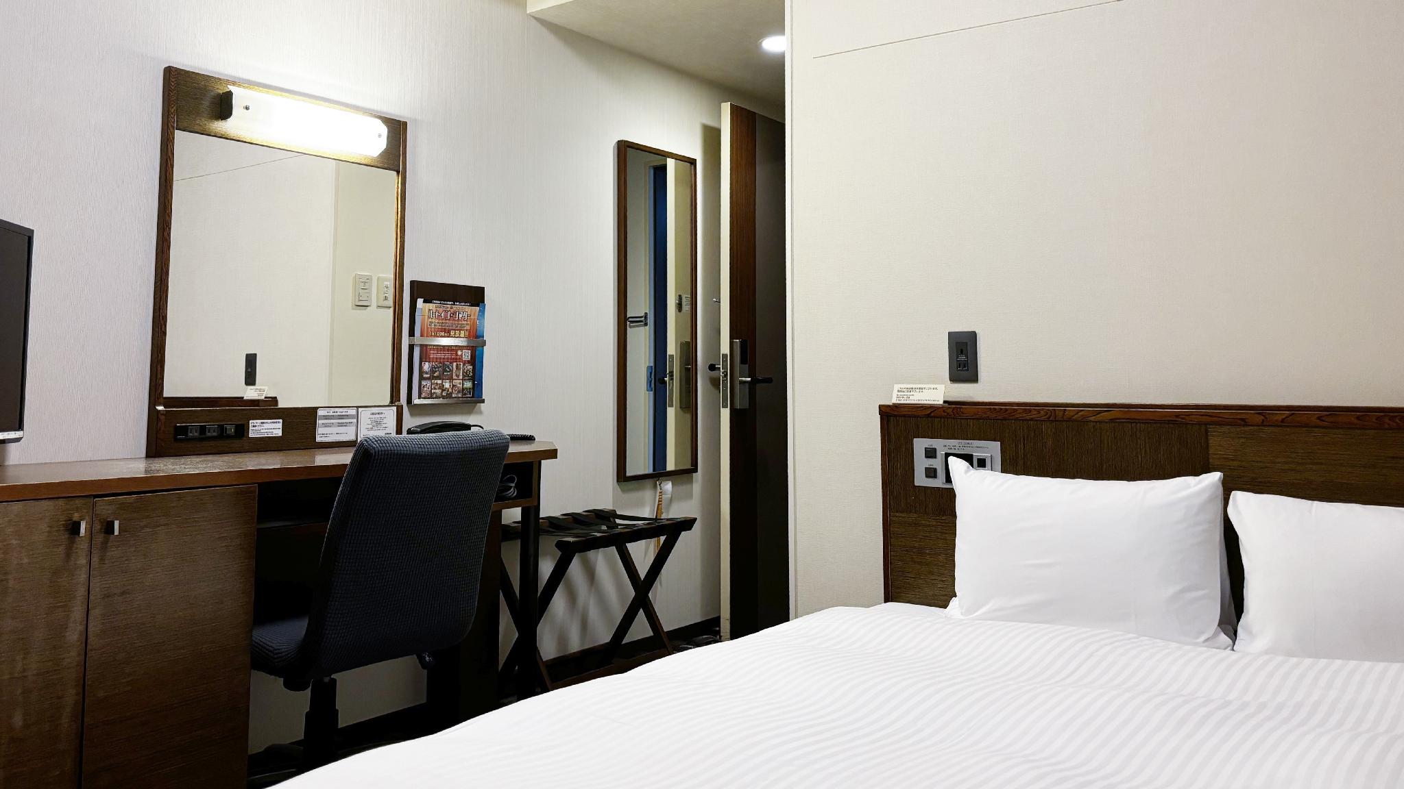 Semi Room, Standard, Semi Double Bed