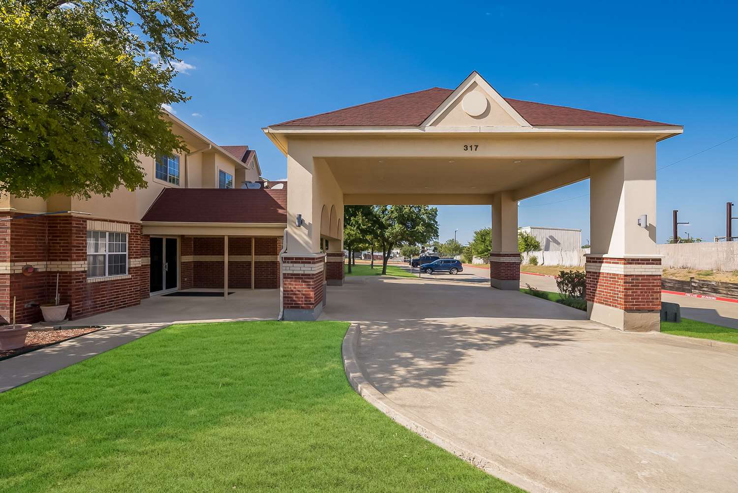 Econo Lodge Inn & Suites Mesquite - Dallas East 11/13