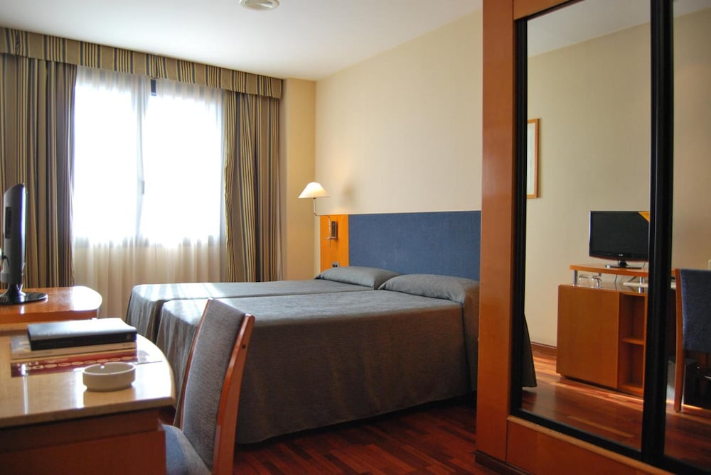 Hotel Villacarlos 7/30