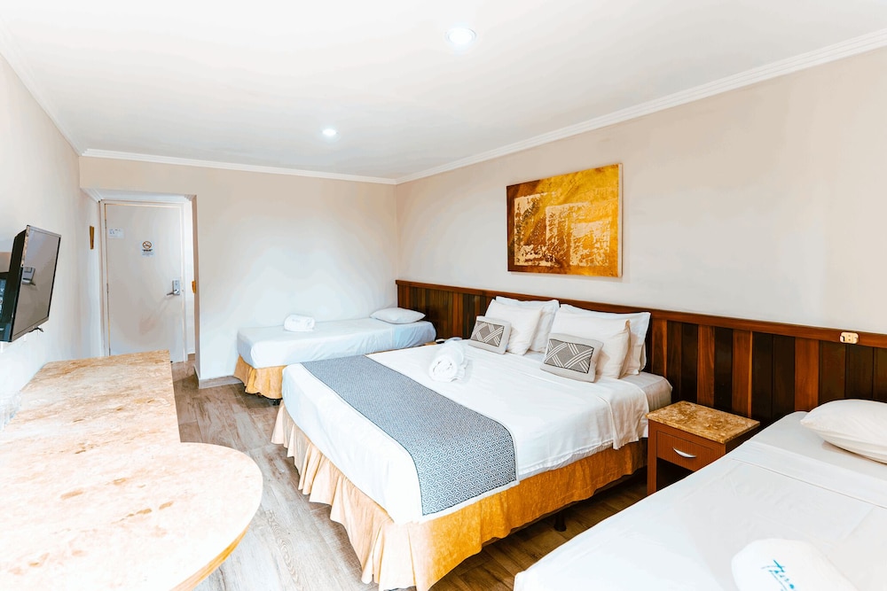 THERMAS HOTEL AND RESORT 12/50