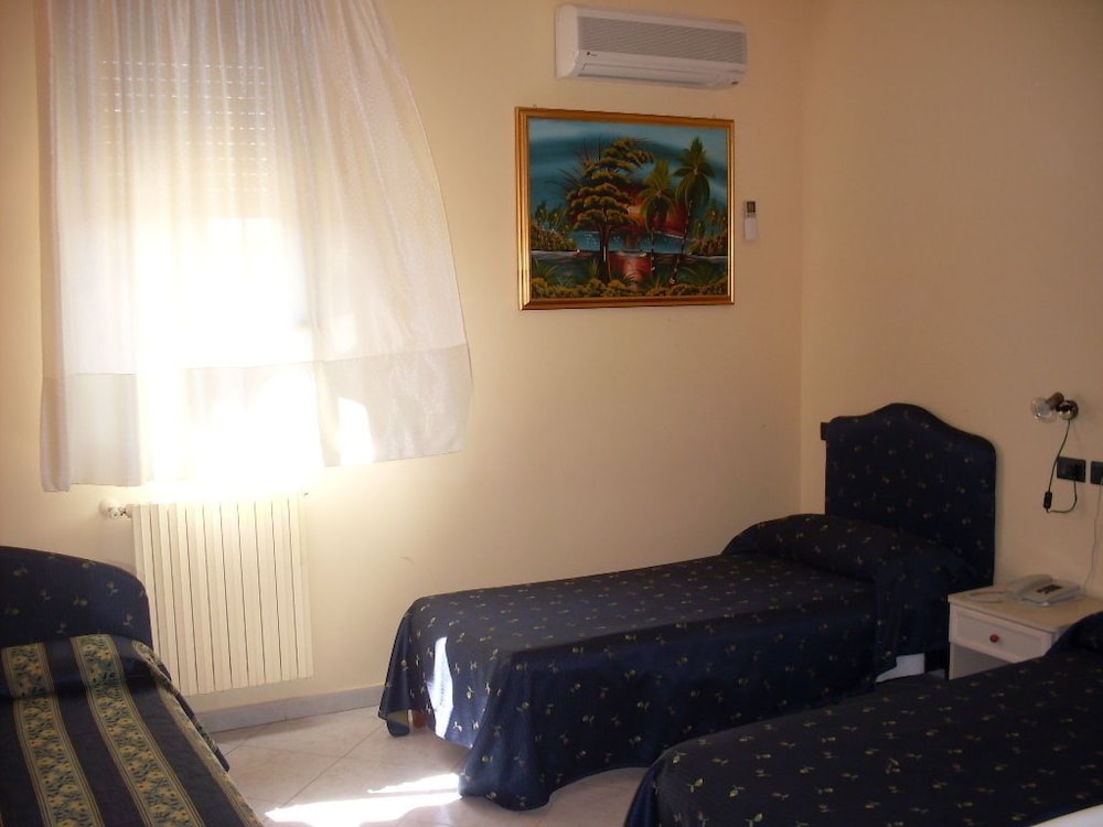 GENIUS HOTEL 18/38