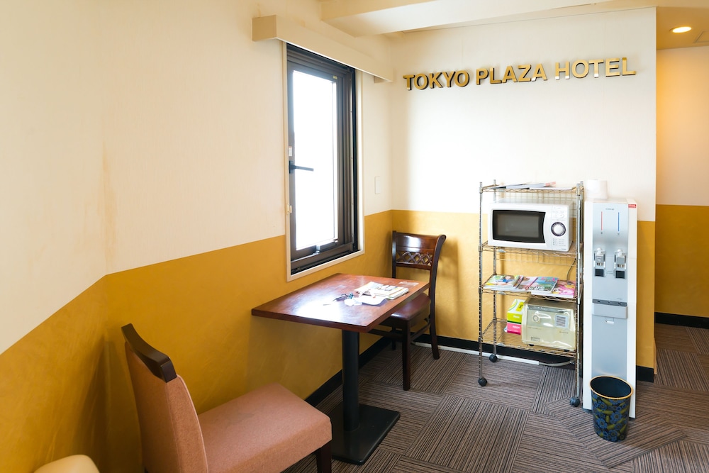 TOKYO PLAZA HOTEL 46/49