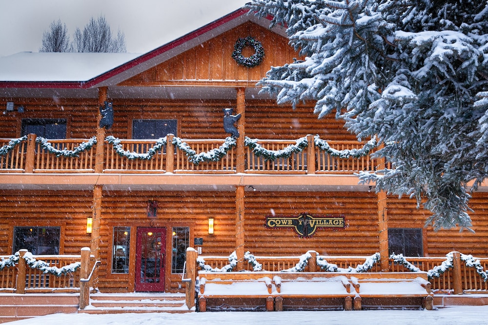 Cowboy Village Resort 2/69