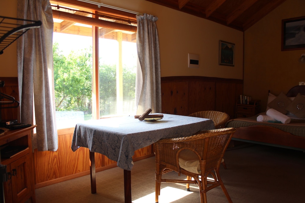 EASTERN REEF COTTAGES 26/56