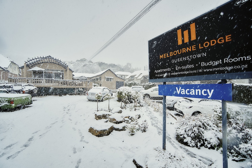 Melbourne Lodge 62/66