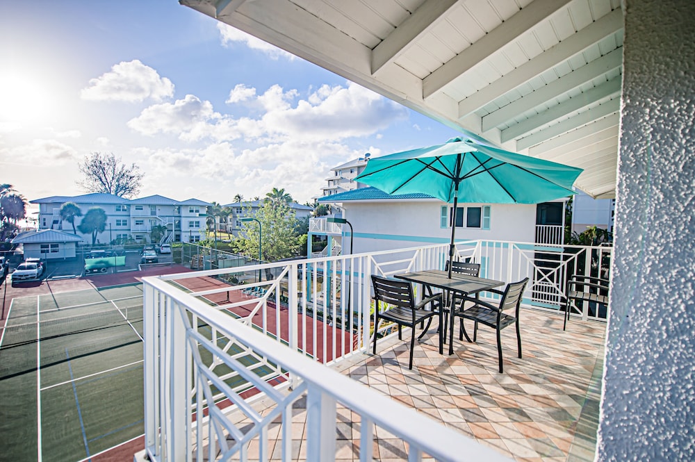 Seven Mile Beach Resort And Club 55/65