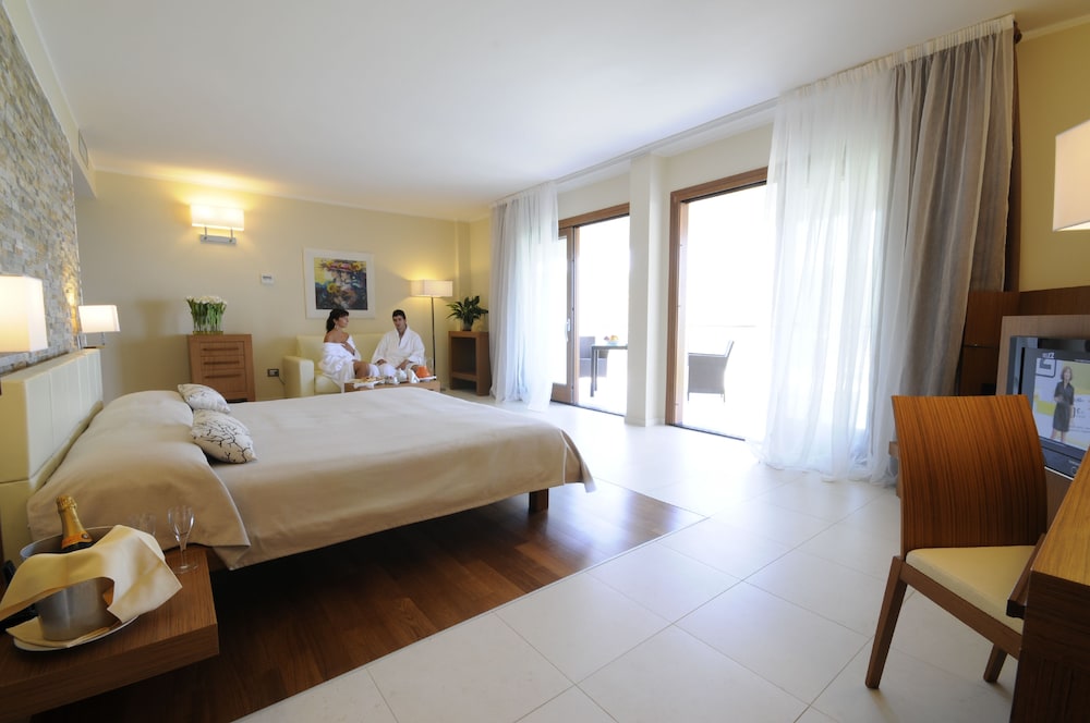 Del Faro Pugnochiuso Resort 13/64