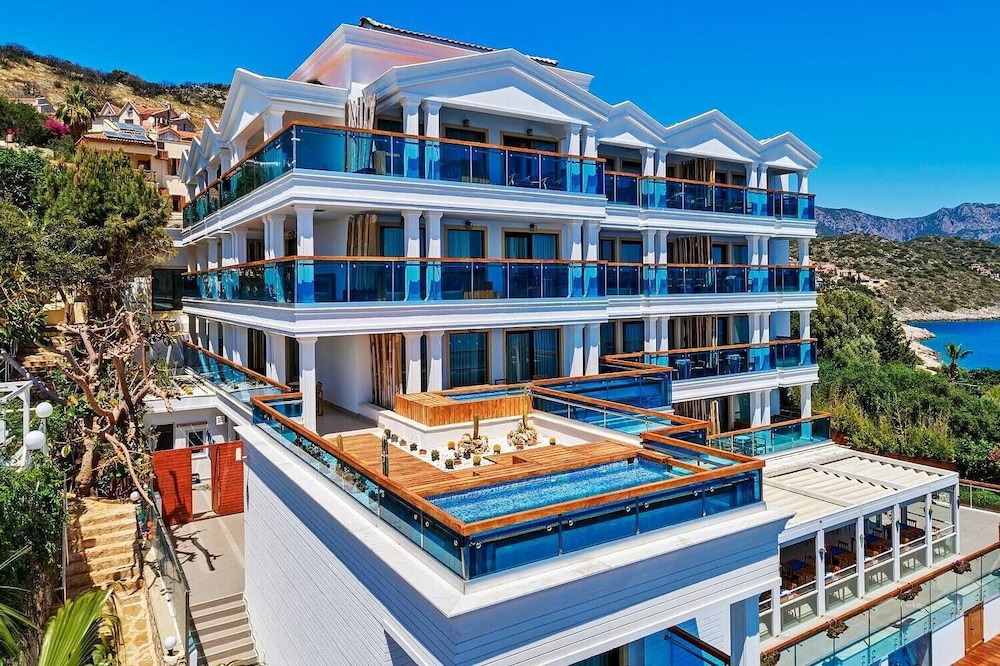Meis Exclusive Hotel 3/50