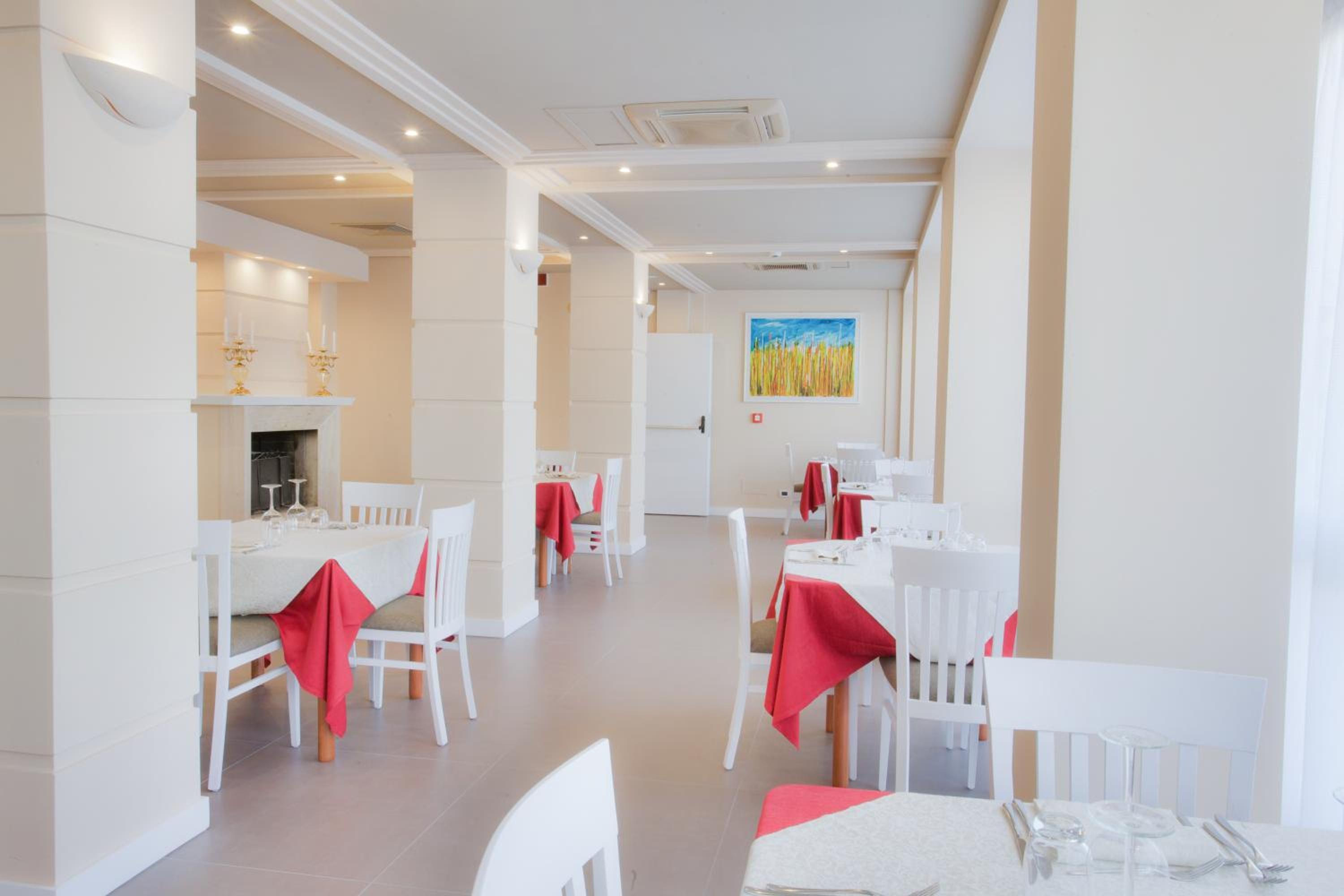 RELAIS LE FELCI HOTEL 49/55