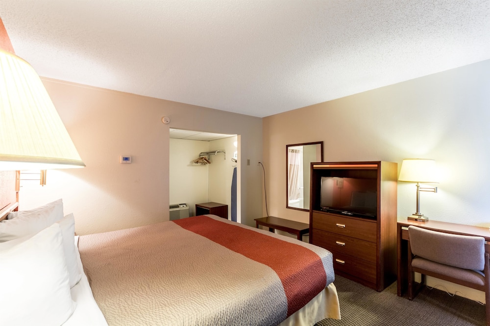 Motel6 Butte, MT - Historic City Center 28/59