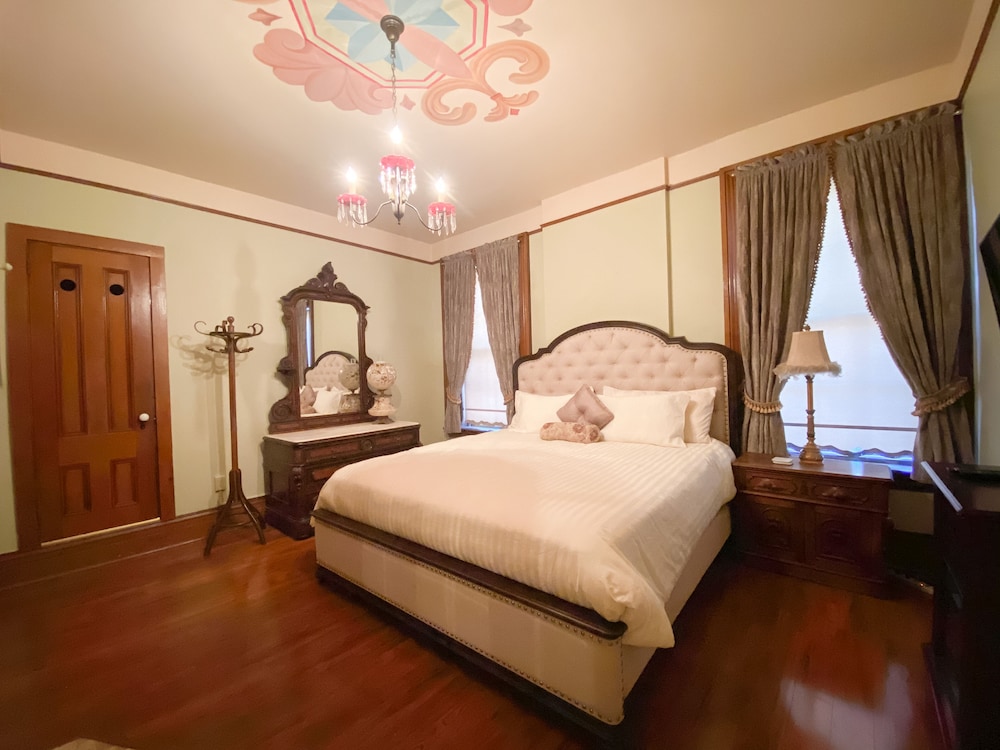 The Victorian Mansion 14/71