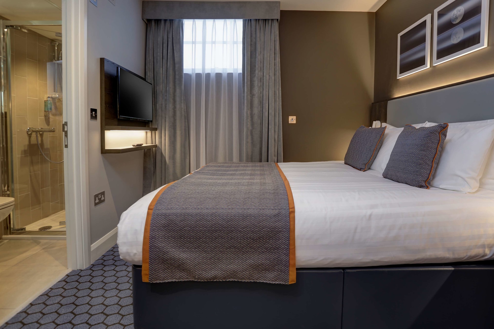 JUNIOR SUITE, DOUBLE BED