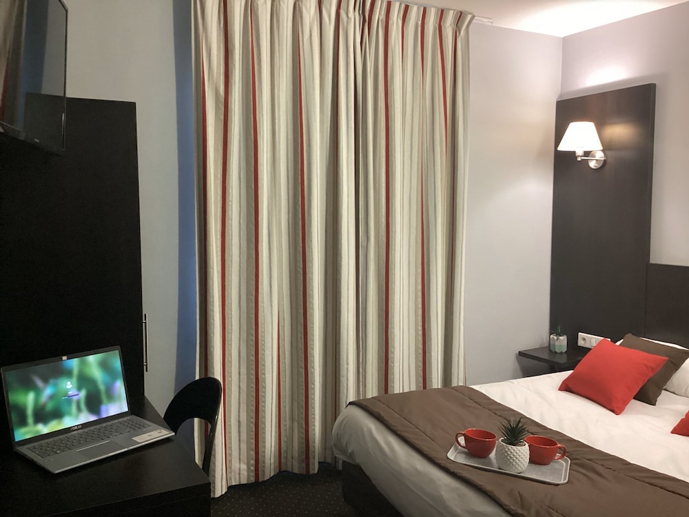HOTEL ALLIANCE LOURDES 32/63