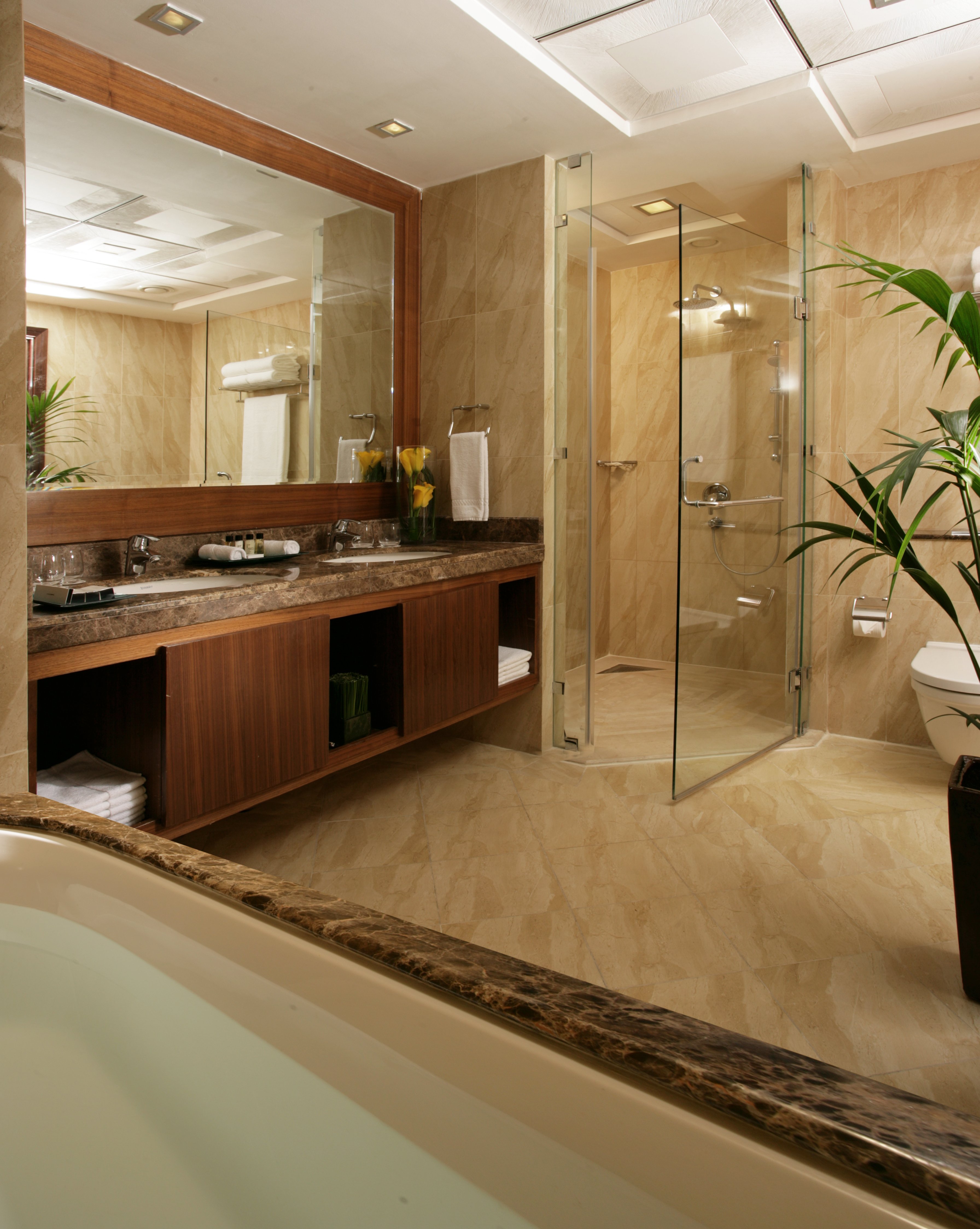 Lobby at La Suite Dubai Hotel & Apartments, DUBAI