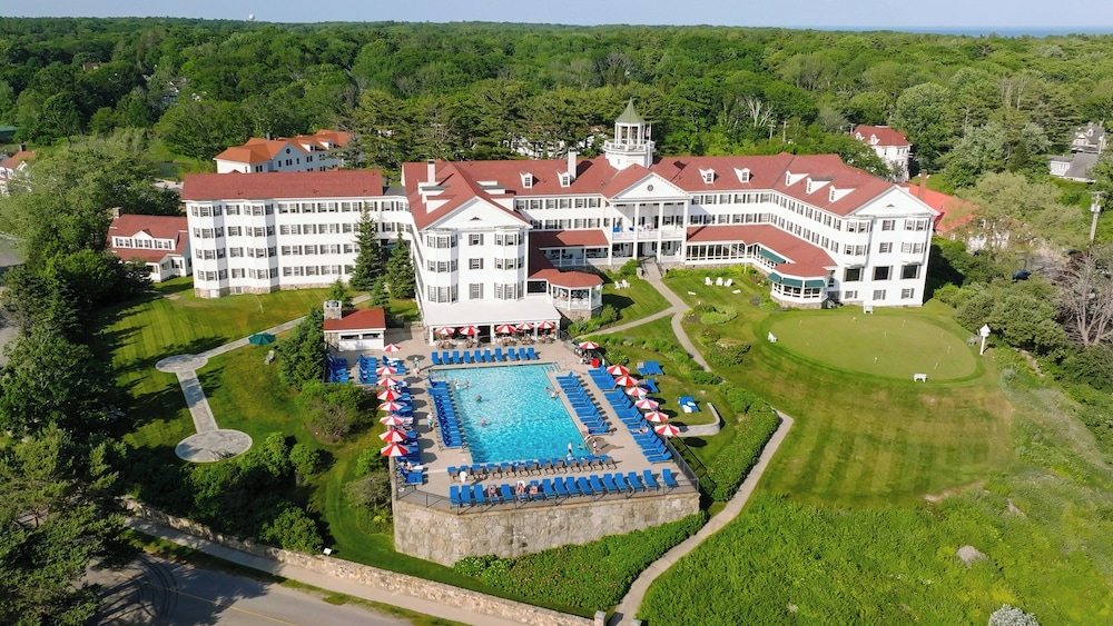 The Colony Hotel 39/49