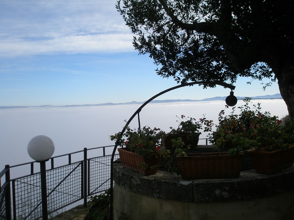Hotel dei Capitani 39/65