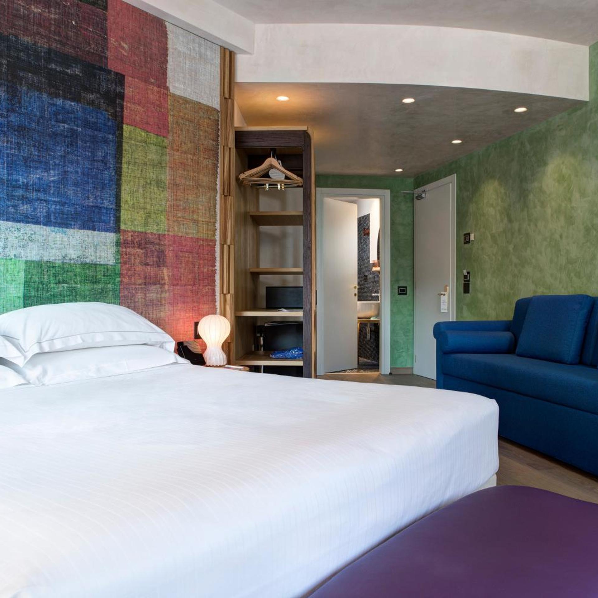 غرفة بريميوم رباعية، Hotel Firenze (ex Best Western) 2/4