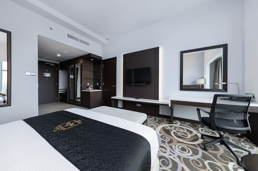 Raia Hotel & Convention Centre Kuching 27/38