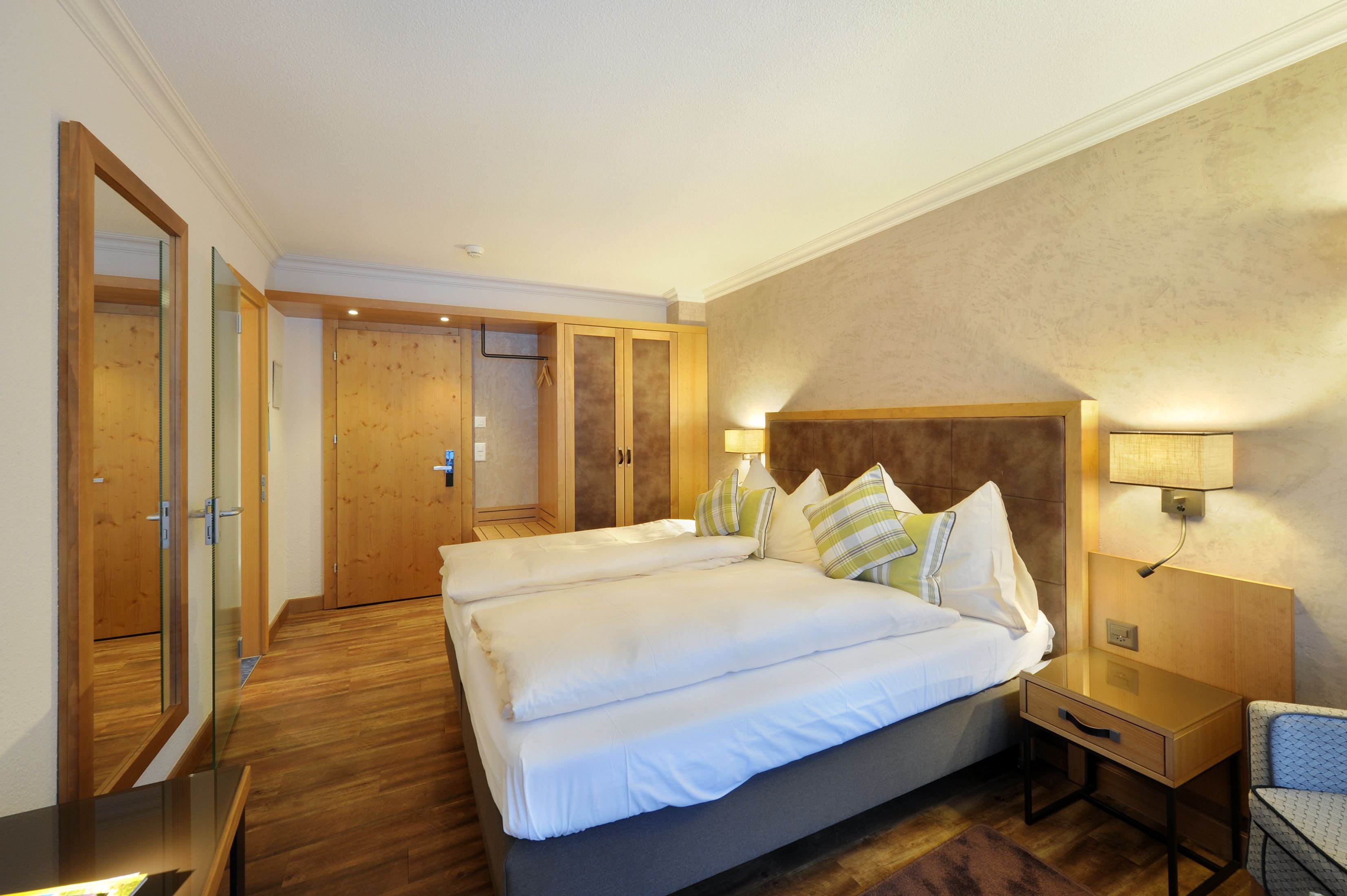 Economy, Twin Beds