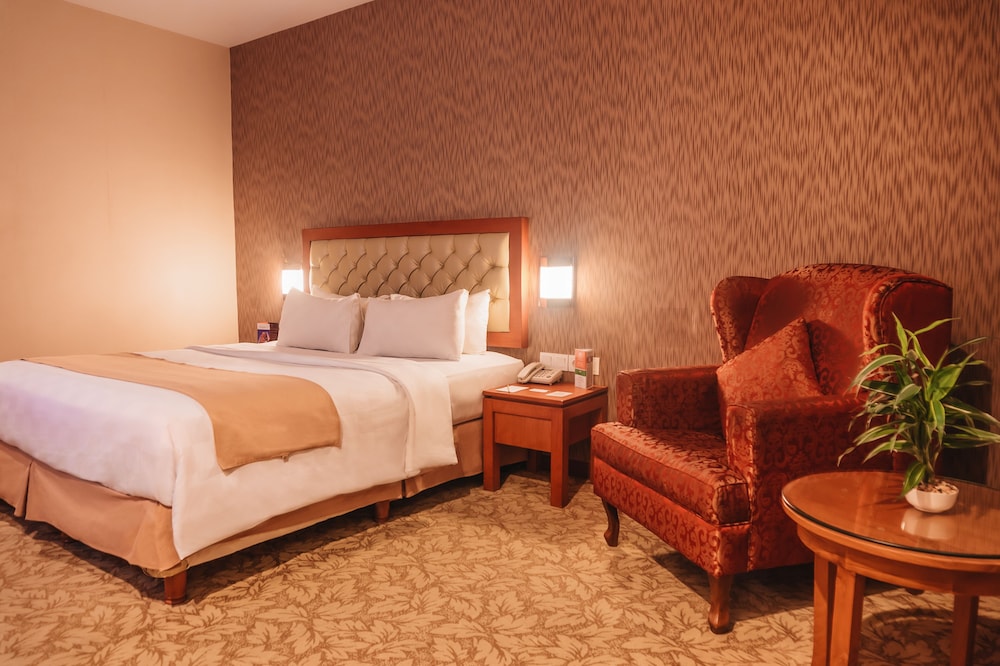SWISS-BELINN SKA PEKANBARU 17/64