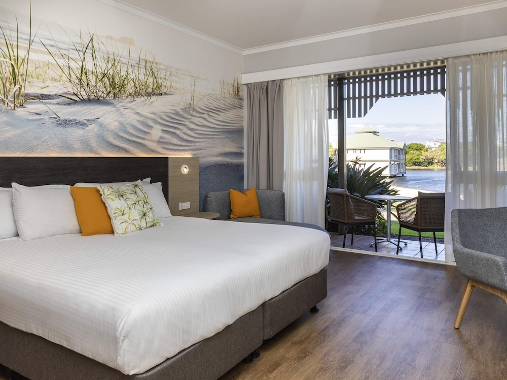 Novotel Sunshine Coast Resort 15/50
