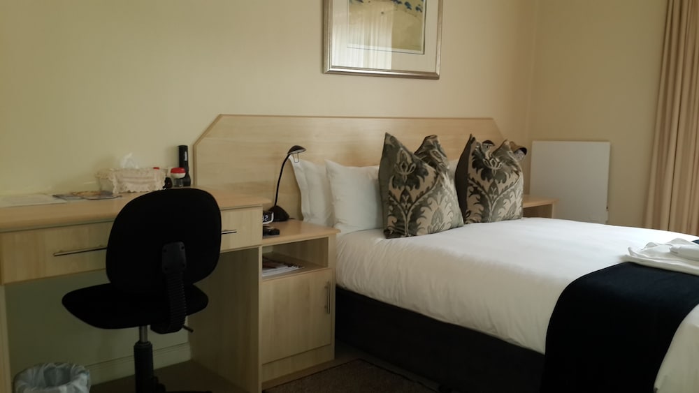 Riversong Guest House 25/76
