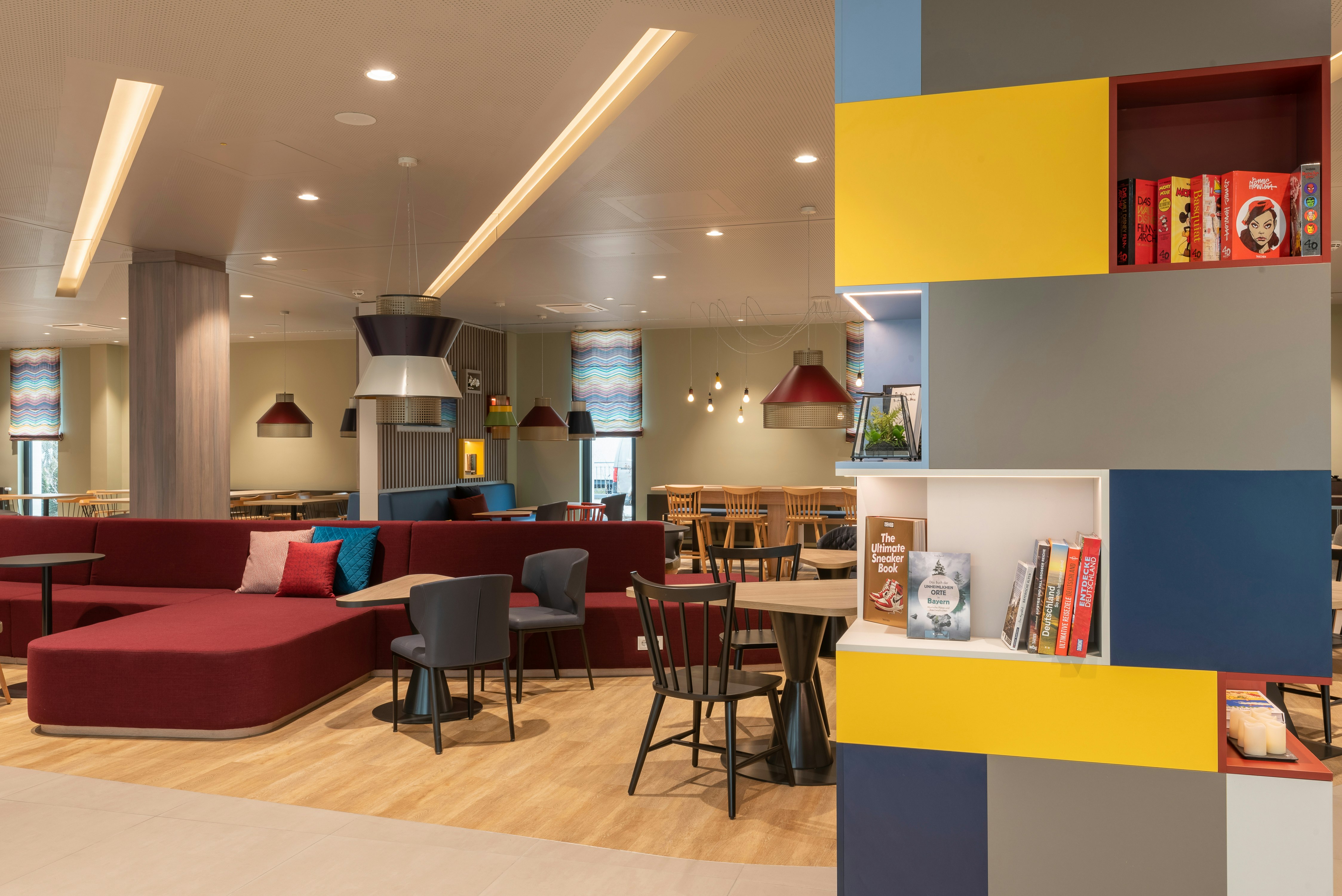 Hampton by Hilton Munich North 7/20