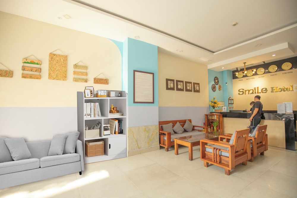 Smile hotel Da Nang 27/35