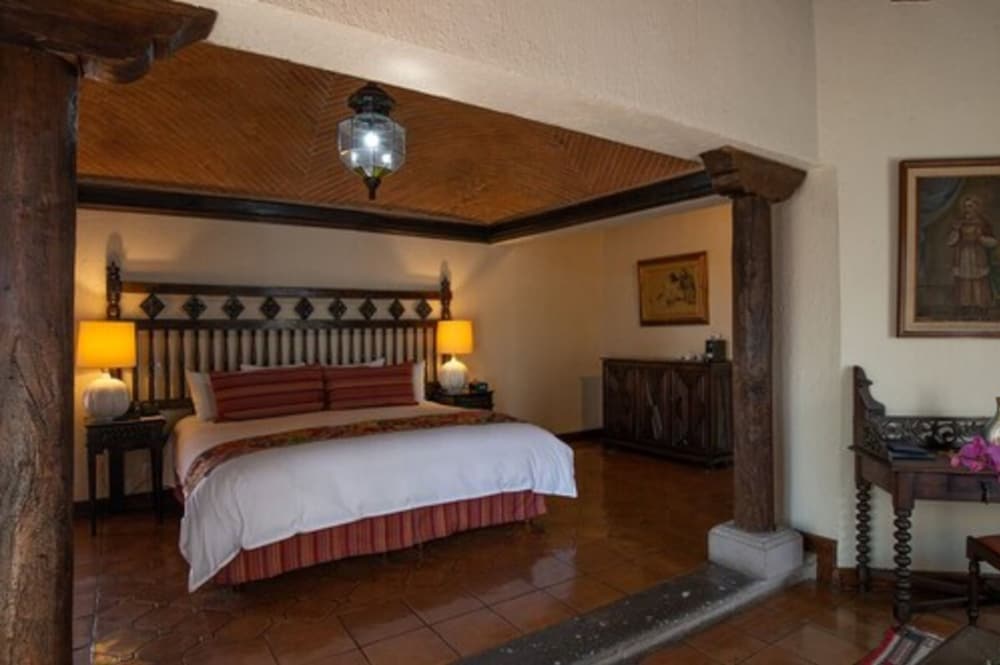 Villa Montana Hotel And Spa Boutique 16/70