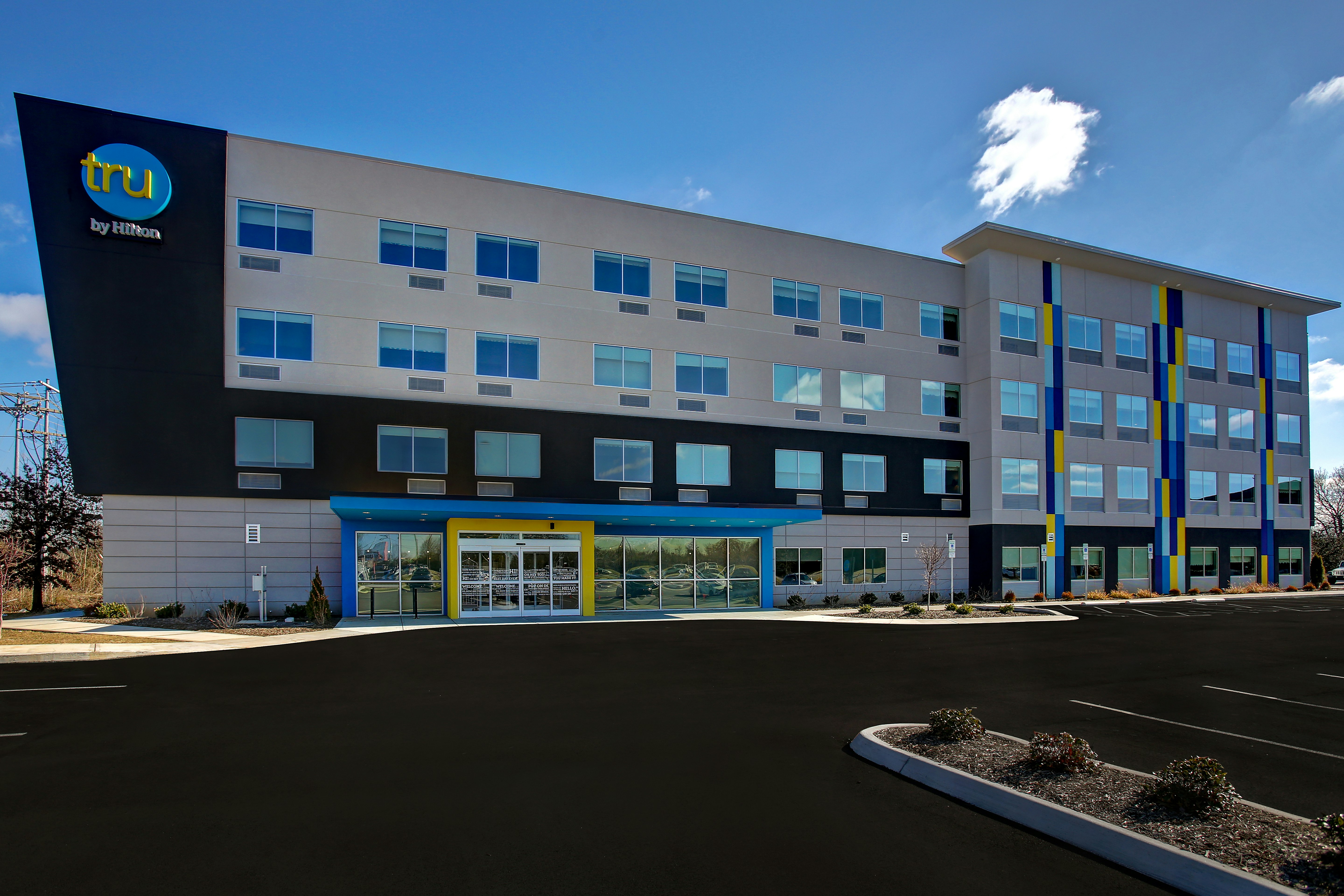 TRU BY HILTON ALCOA KNOXVILLE AIRPORT TN in ALCOA - TN