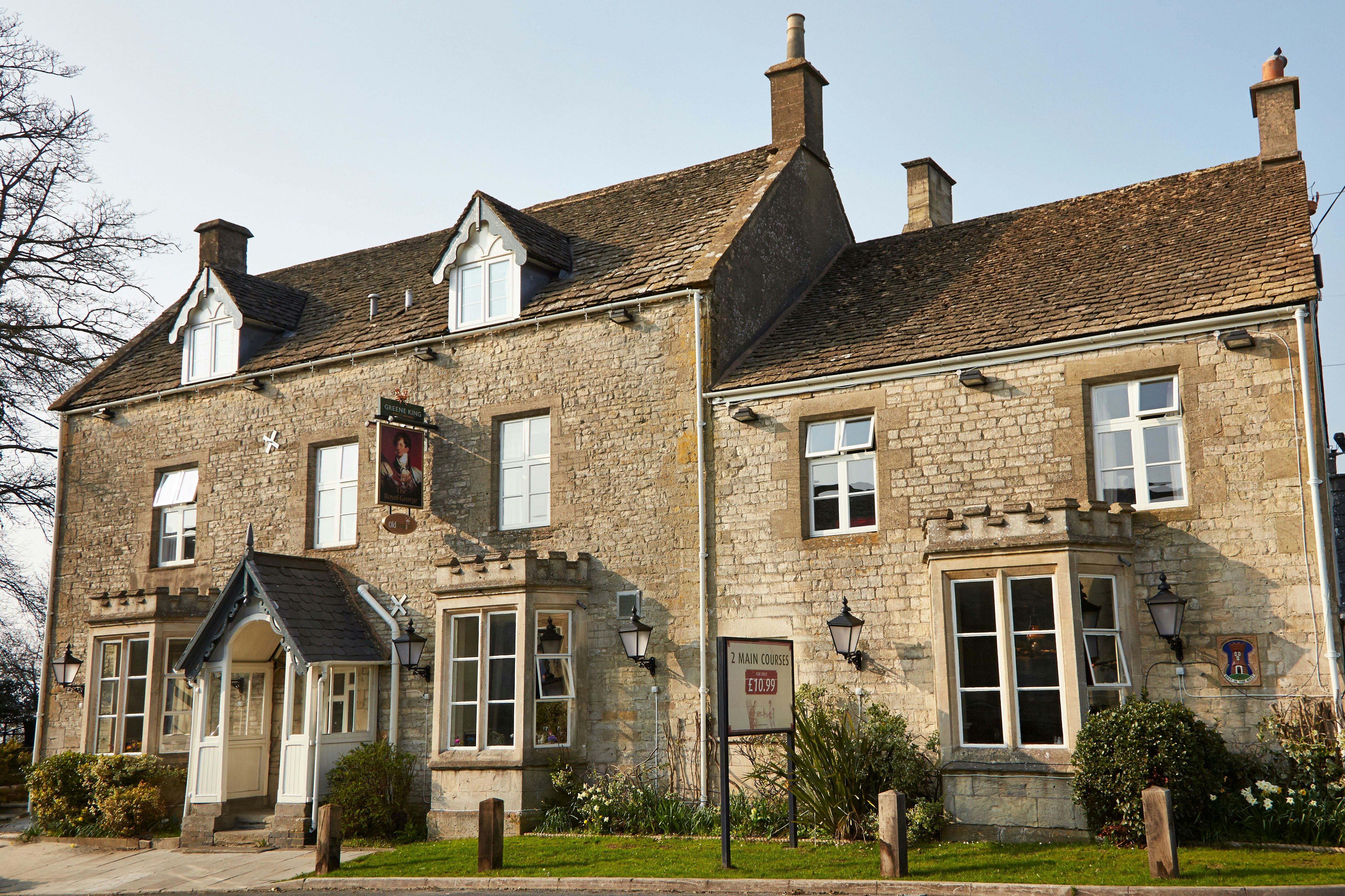 Royal George Hotel 4/32