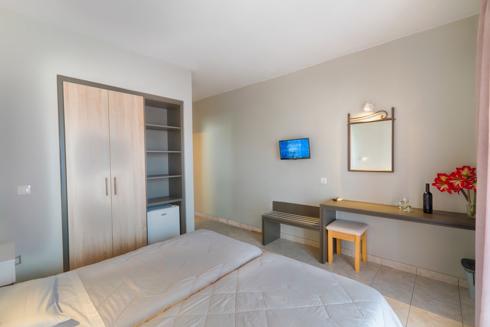 Louvre Hotel 12/29
