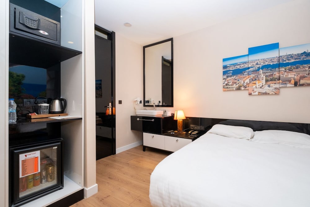 VVR Hotel 7/31