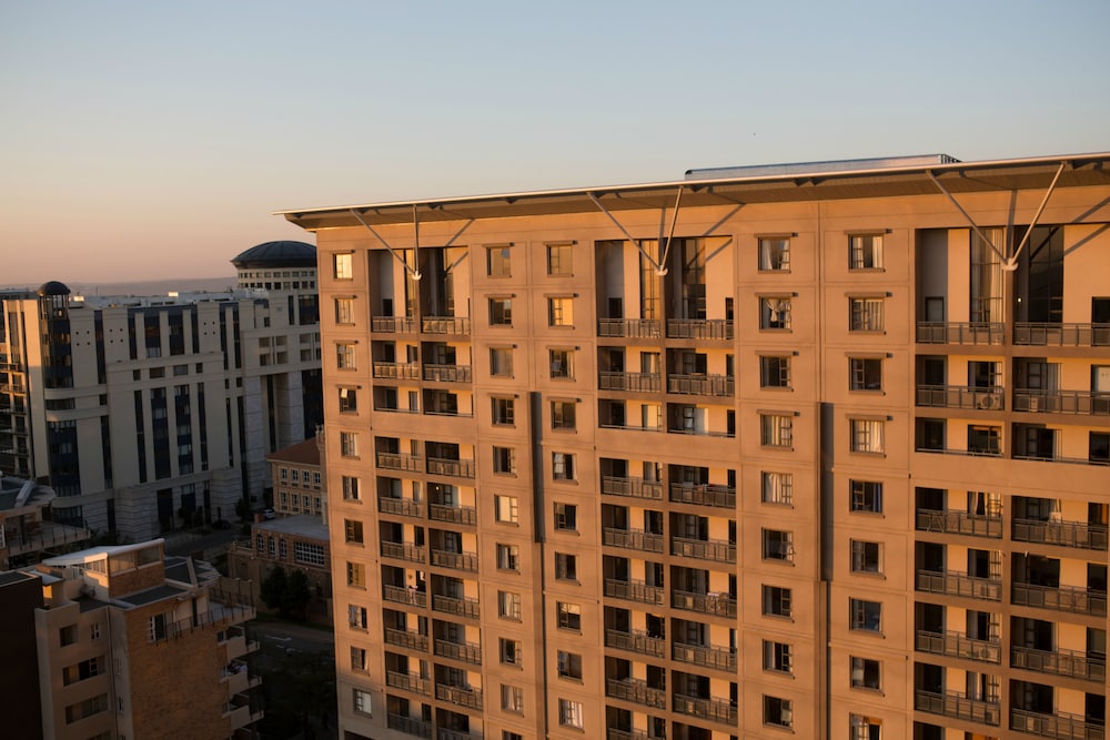 Westpoint Executive Suites - Apartments 2/70