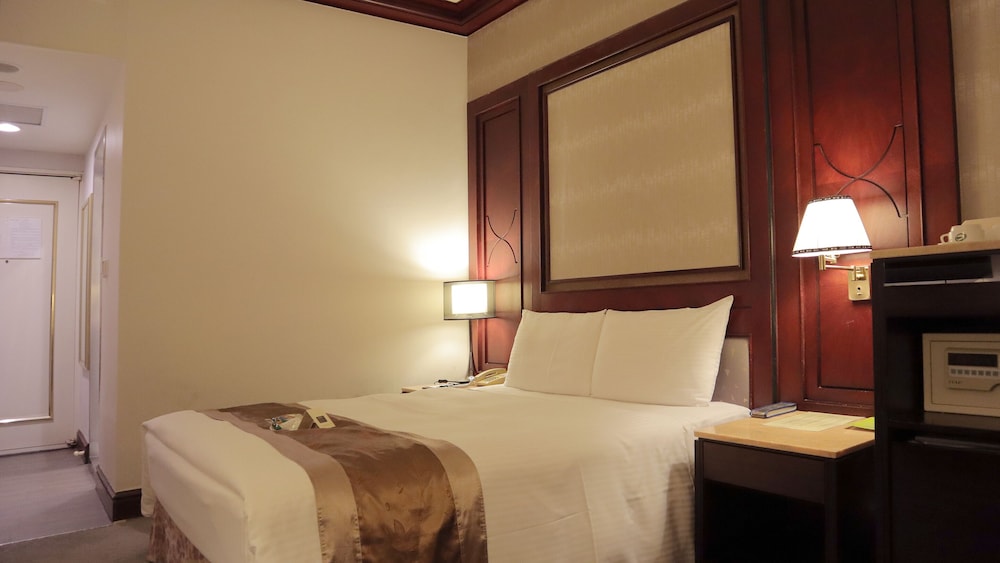 ECONOMY, DOUBLE BED, NO WINDOW