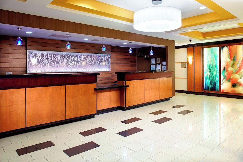 Fairfield Inn Suites By Marriott Pittsburgh Neville Island 2/17