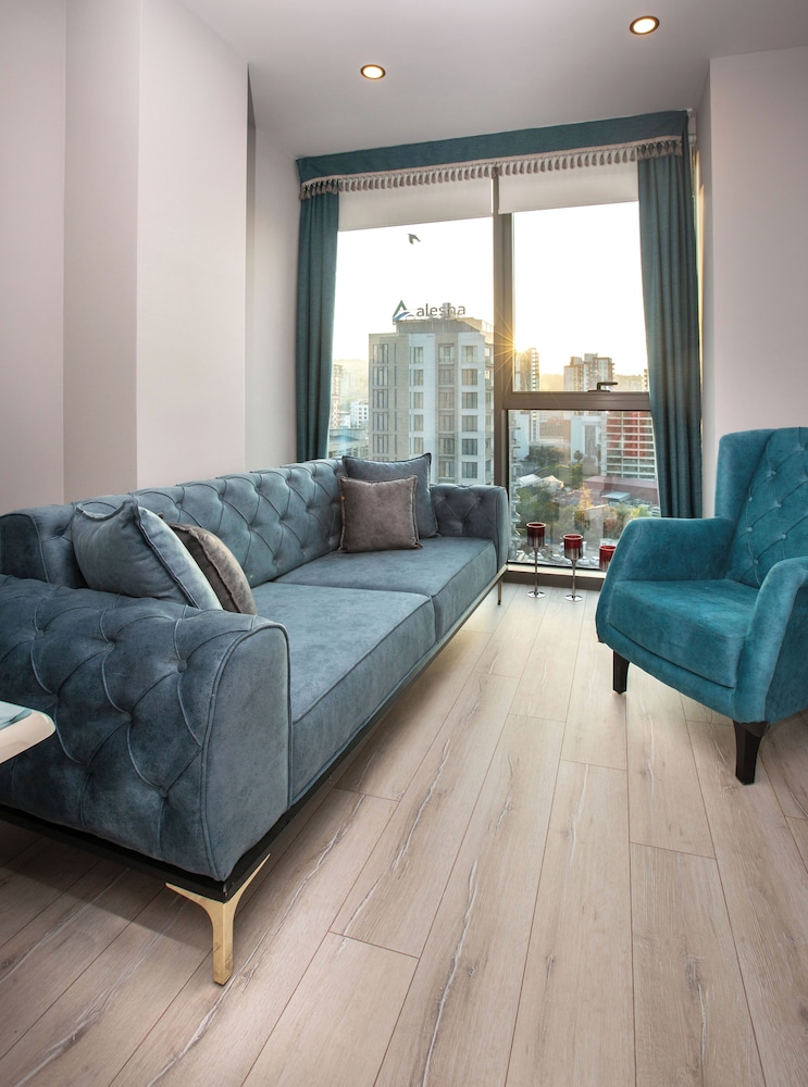 Marina Green Suite Hotel 26/41
