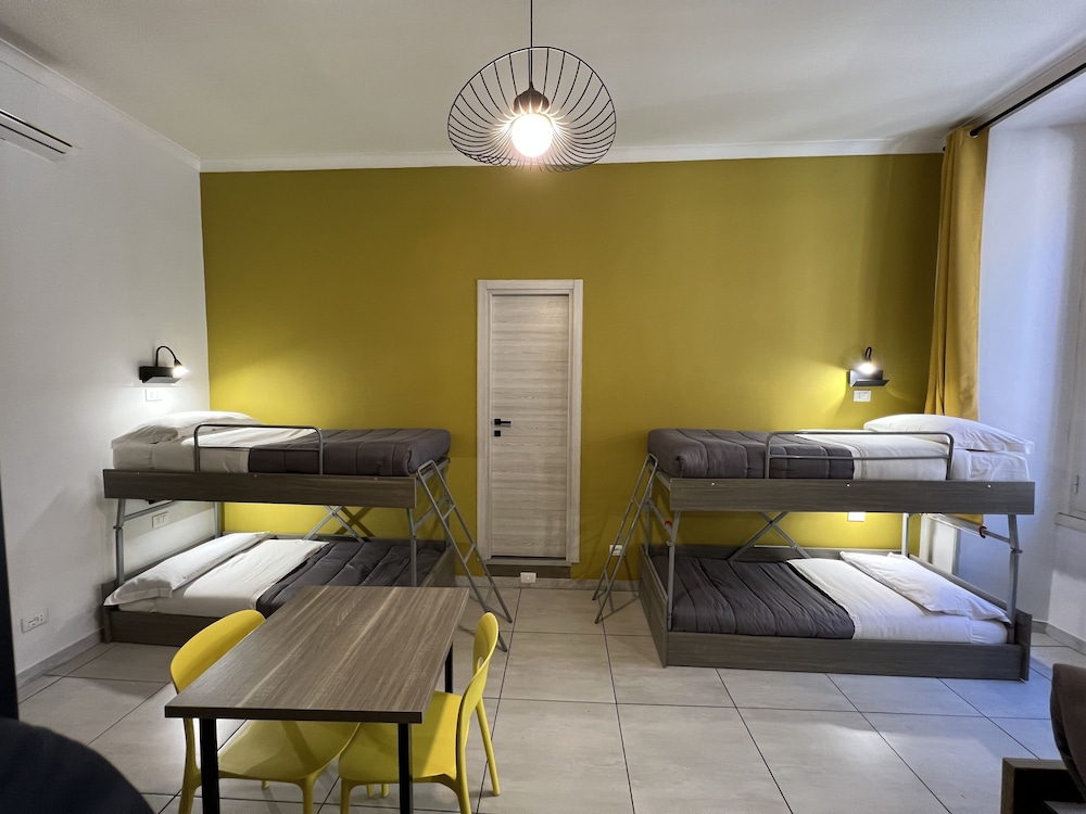 Palladini Hostel Rome 19/50
